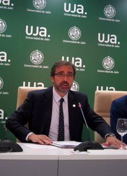 El rector de la Universidad de Jaén (UJA), Juan Gómez, en una imagen de archivo.