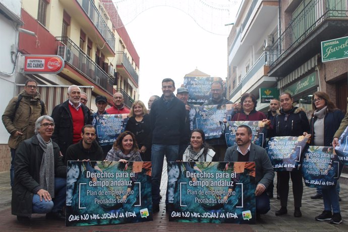 Presentación de la campaña 'Derechos para el campo andaluz' de IULV-CA