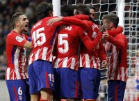 El Atlético busca seguir su racha ante el mejorado Alavés