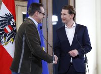 Los conservadores de Kurz sellan un acuerdo de gobierno con la ultraderecha austriaca