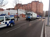 Se salta un ceda al paso, casi embiste a un equipo de atestados de la Policía y da positivo por droga en Valladolid