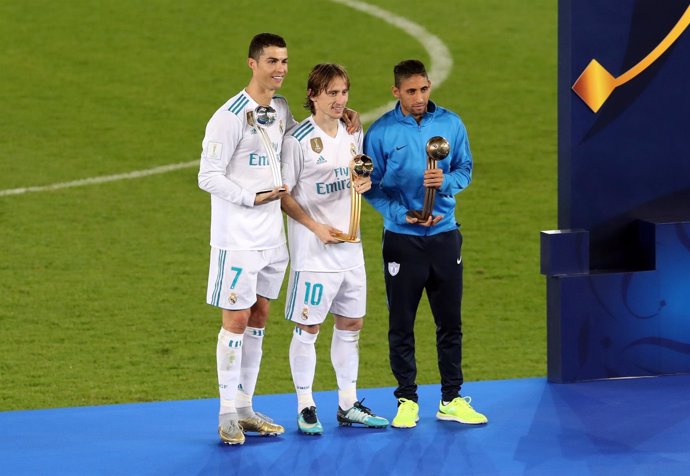 Luka Modric, Balón de Oro del Mundial de Clubes y Cristiano, Balón de Plata