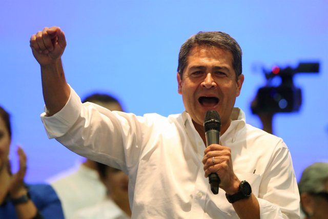 Juan Orlando Hernández en un mitin electoral