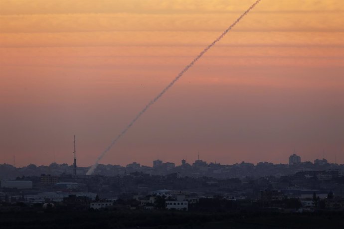 Lanzamiento de un cohete desde la Franja de Gaza en noviembre de 2012