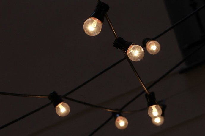 Bombeta, llum, electricitat, energia