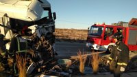 Dos heridos en un accidente de tráfico entre dos camiones en la carretera de Fortuna-Santomera