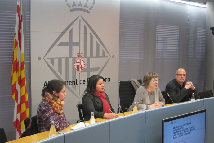 Norma Veliz, Bessy Ponce, Lola López i Carles Bertran