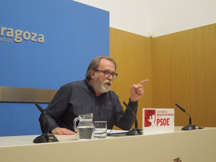 Carlos Pérez Anadón (PSOE) 