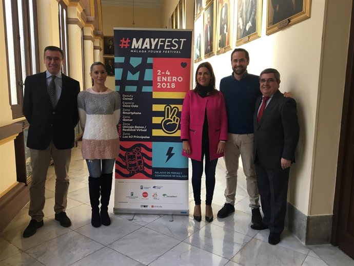 El Ayuntamiento De Málaga Informa: Encuentros Con Skone Y Bombai, Y El Popular ‘