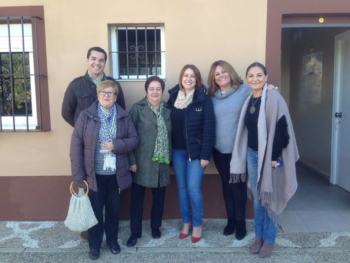 Isabel Armario Y Elena Amaya Visitan Las Instalaciones De Asprodeme En Puerto Re