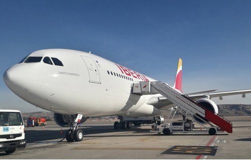A330-200 de Iberia bautizado como Santo Domingo