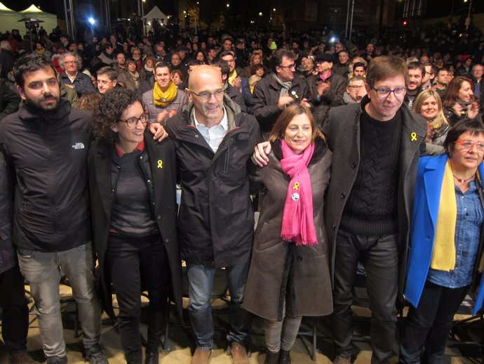  R.Wagensberg, M.Rovira, R.Romeva, C.Forcadell, C.Mundó Y D.Bassa