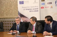 C-LM pedirá Educación que los alumnos que cursan segundo idioma puedan subir nota en EvAU con esta asignatura