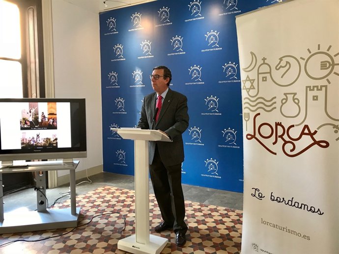 Montiel presenta el vídeo turístico de Lorca