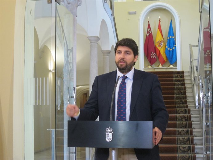 El presidente de la Comunidad, Fernando López Miras