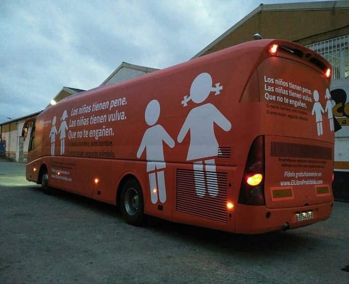 Autobús d'HazteOir contra menors transexuals