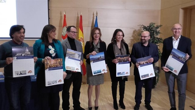Presentación del calendario del XXXV aniversario del Estatuto de CyL