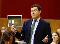 Moreno reprocha a Susana Díaz que se dedique "manchar la honorabilidad" de los dirigentes políticos de la oposición
