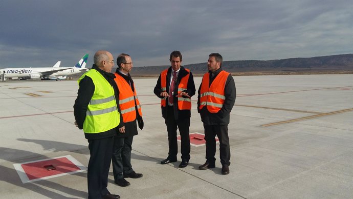 Soro ha visitado hoy el Aeropuerto de Teruel