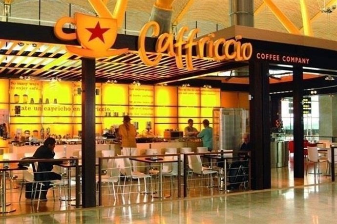 CC.OO. I UGT convoquen aturades a les cafeteries dels principals aeroports 