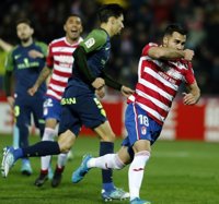 El Granada acaricia los puestos de ascenso directo tras imponerse al Sporting