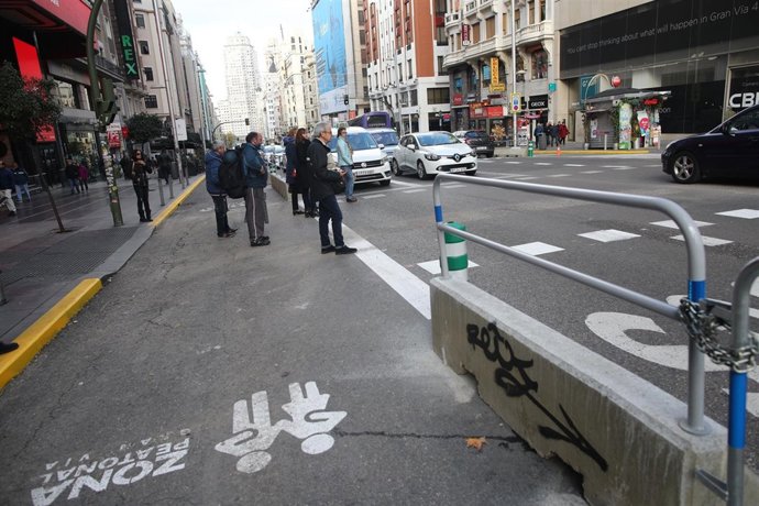 Semipeatonalización y restricción a dos carriles en la calle Gran Vía de Madrid