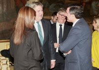 Cantabria acata pero no comparte la decisión del Estado de establecer exámenes eliminatorios en las oposiciones docentes