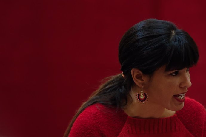 La líder andaluza de Podemos, Teresa Rodríguez, durante la sesión de control
