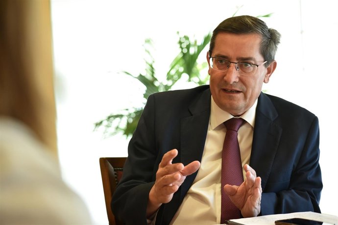 El presidente de la Diputación de Granada, José Entrena