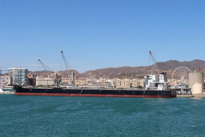 Buque granelero 'Xenia' 