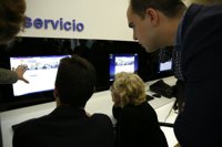 Calvo ve "maniobra de distracción del PP" al pedir su reprobación, porque "no tienen proyecto" y "disparan a todo"