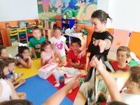 Más de mil niños y mayores participan en los talleres de la Diputación de educación al desarrollo