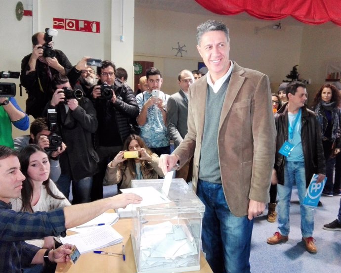 Xavier García Albiol (PP) vota en las elecciones catalanas 2017