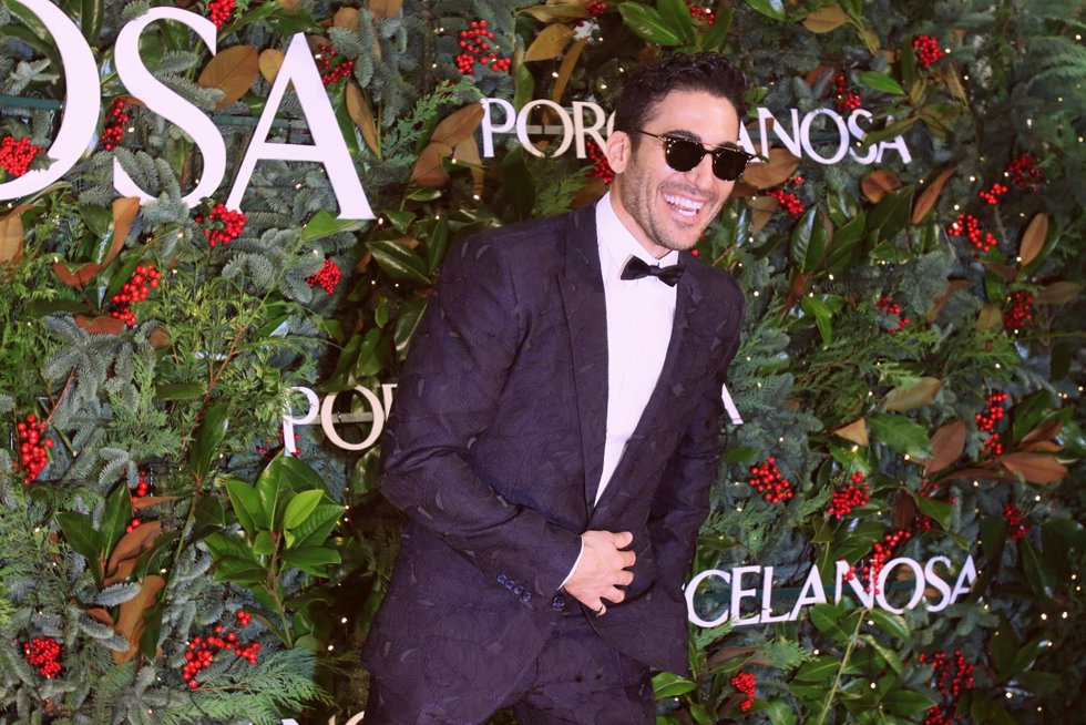 21 De Diciembre De 2017 (Málaga) El Actor Miguel Angel Silvestre Inaugura La Tie