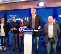 Albiol admite que "lo más fácil" sería dimitir pero estaría dejando al PP en una situación "muy delicada"
