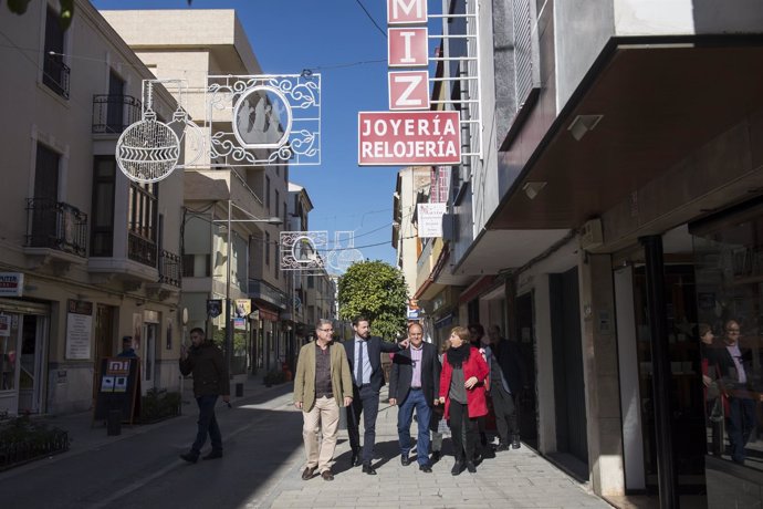 Visita de la delegada a Huétor Tájar