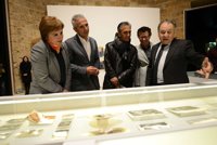 La Alhambra dedica una exposición a la historia y simbología de la Puerta de la Justicia