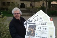 La Bruja de Oro celebra un día "extraordinario" tras repartir parte del Gordo en su primer sorteo fuera de Sort