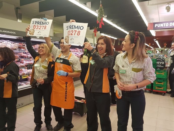 Valladolid. Trabajadores de Mercadona agraciados