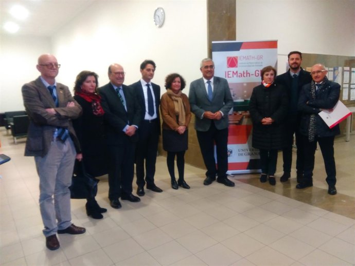 Reunión en el Instituto de Matemáticas de la Universidad