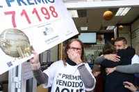 Un canario premiado con el Gordo podría comprar hasta dos casas de 130 m2 en las islas