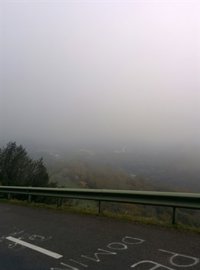 La niebla dificulta la visibilidad en seis tramos de carretera de CyL, donde dos puertos están cerrados por nieve