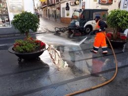 Efectivos realizan tareas de limpieza tras las fuetes precipitaciones