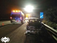 Dos hombres heridos en un accidente con tres vehículos implicados en la autopista Y