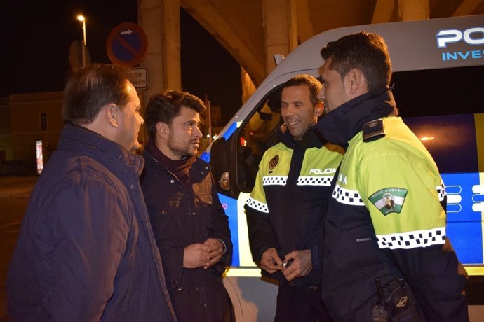 Beltrán Pérez visita a la Policía Local.