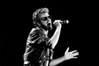 Un año sin George Michael: Su legado en 5 clásicos