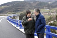 Javier Fernández ve razonable la colaboración con De La Serna que "asume compromisos y genera expectativas en Asturias"