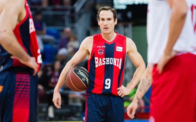 Marcelinho Huertas (Baskonia)