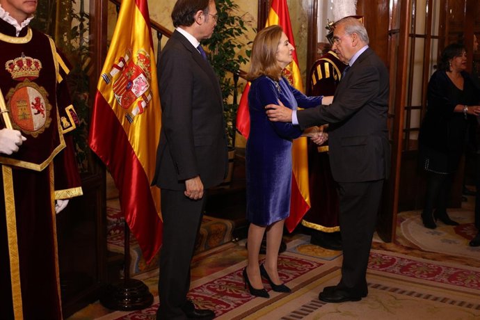 Ana Pastor y Alfonso Guerra en el Día de la Constitución