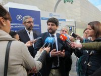 López Miras asegura que "las soluciones a la falta de agua vienen, como siempre, de la mano del PP"